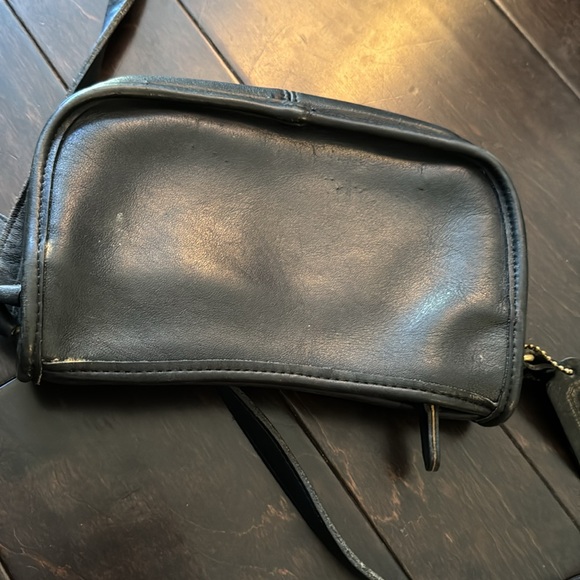 Coach genuinely leather vintage Wendi zip - Picture 11 of 16